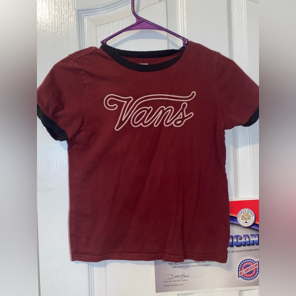 Cropped Vans T-Shirt